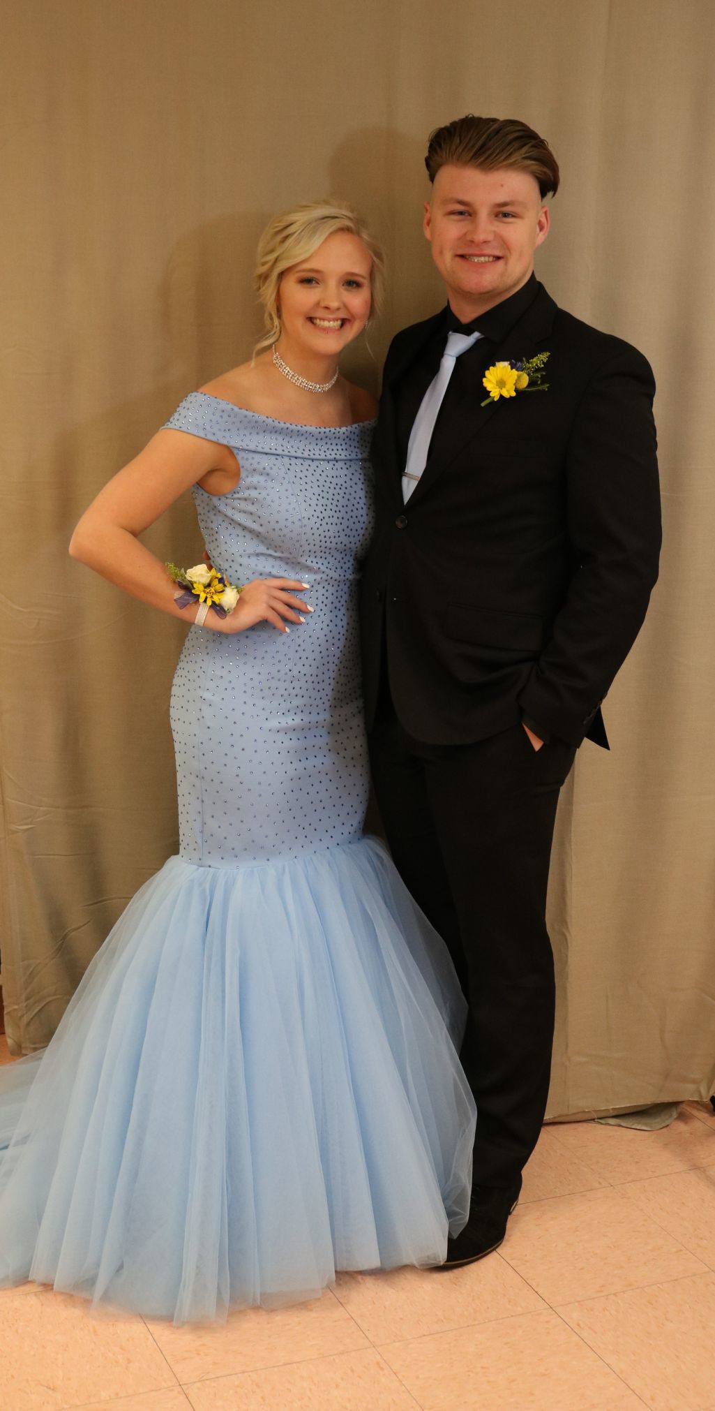 FCHS Prom March 26.JPG